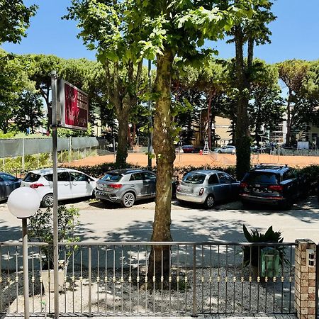 Hotel Villa Grazia Cesenatico Exterior photo